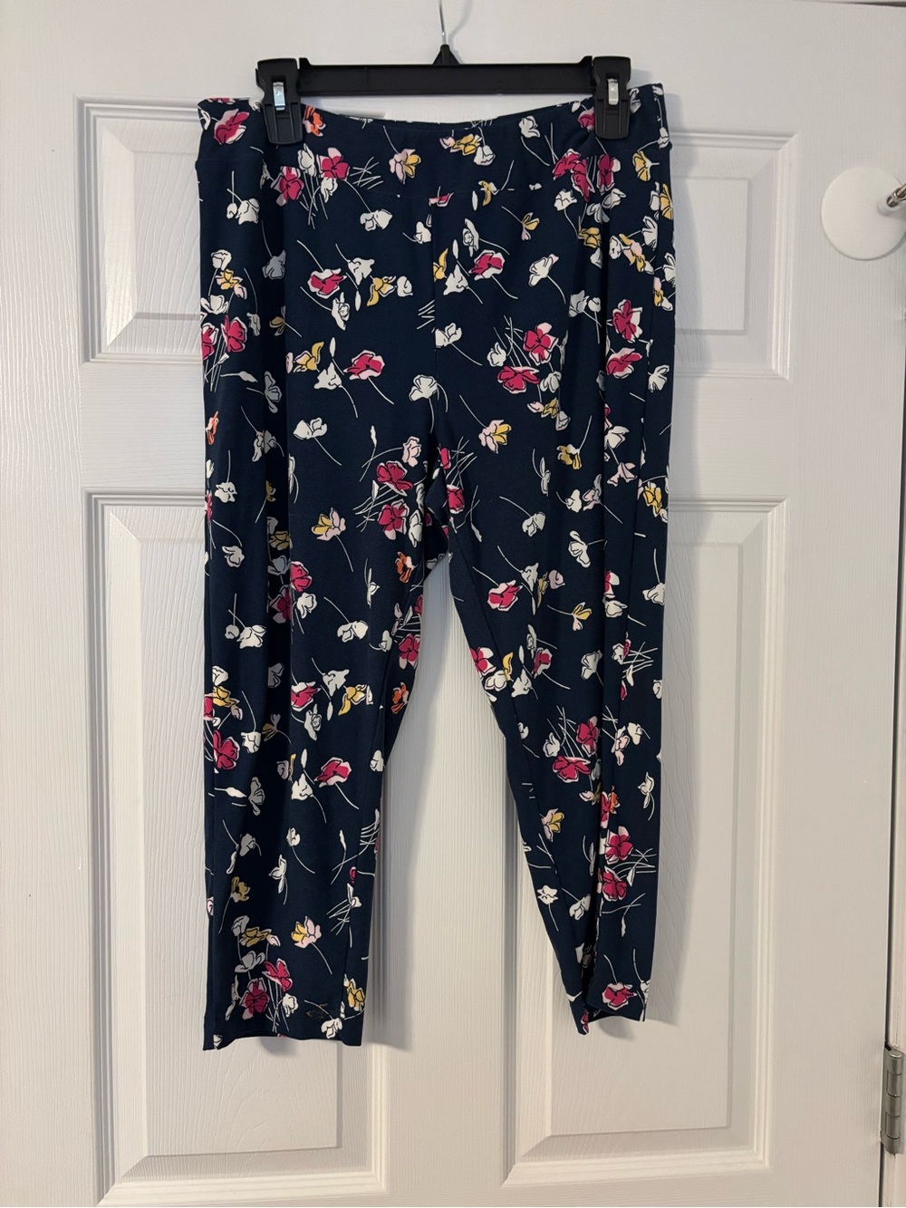 Terra & Sky Capris Leggings Navy/Pink Floral Women’s 14W